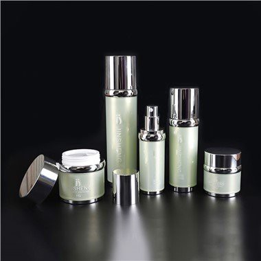 بسته بندی زیبایی سبز